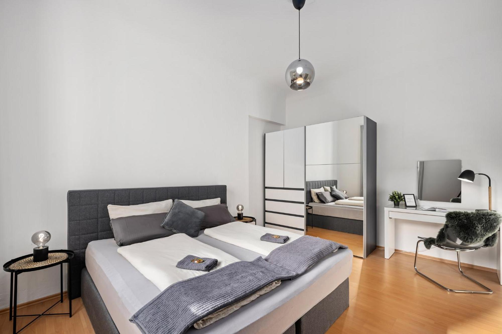 Ferienwohnung Blassdoerfer - Modernes Apartment In Bester Lage Und 93 Qm2 Bad Kissingen Exterior foto